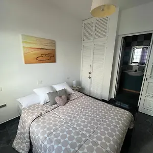 El Mar Apartment